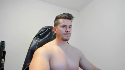 Snapshot of alphagodleatherking92 chatting on 12.30.24 LeatherMaster online show from 12.30.24