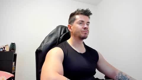 Snapshot of alphagodleatherking92 chatting on 01.21.25 LeatherMaster online show from 01.21.25