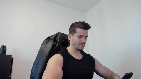 Snapshot of alphagodleatherking92 chatting on 09.18.25 LeatherMaster online show from 09.18.25