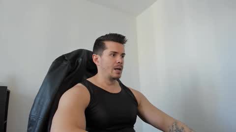 Snapshot of alphagodleatherking92 chatting on 09.22.25 LeatherMaster online show from 09.22.25