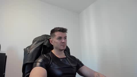 Snapshot of alphagodleatherking92 chatting on 10.31.25 LeatherMaster online show from 10.31.25
