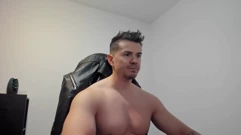 Snapshot of alphagodleatherking92 chatting on 11.04.25 LeatherMaster online show from 11.04.25