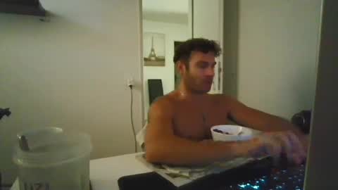 Snapshot of alphah_hunk chatting on 06.22.26 alphah_hunk online show from 06.22.26