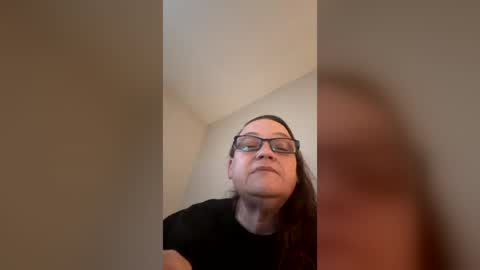Snapshot of alphaluna709 chatting on 06.16.26 alphaluna709 online show from 06.16.26