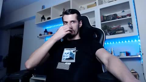 Snapshot of alphamastertodd chatting on 11.01.25 MasterTodd online show from 11.01.25