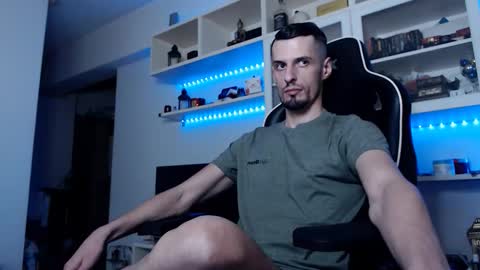 Snapshot of alphamastertodd chatting on 11.06.25 MasterTodd online show from 11.06.25