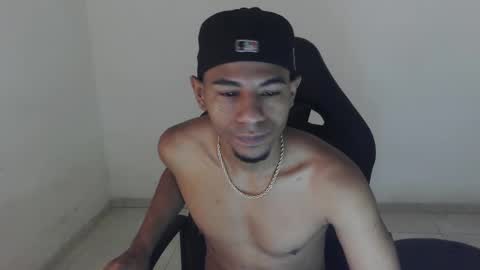 alphas_latins online show from 05.02.26