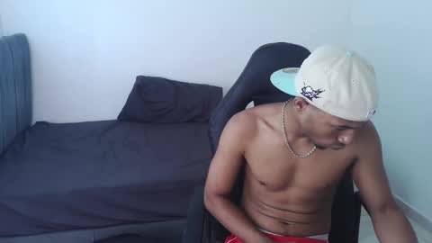 alphas_latins online show from 05.21.26
