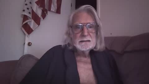 AlphaUniform online show from 03.13.26