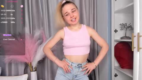 Snapshot of althenabrach chatting on 09.13.25 Betty online show from 09.13.25