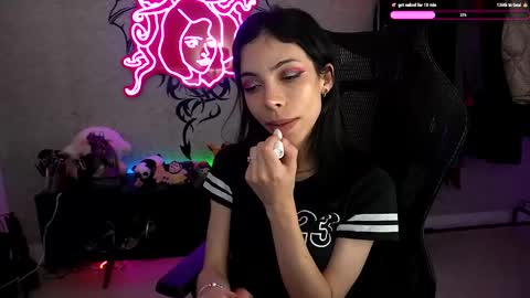 Sofie Kimino online show from 12.28.24