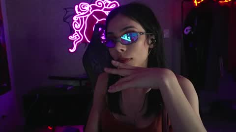 Sofie Kimino online show from 02.03.25