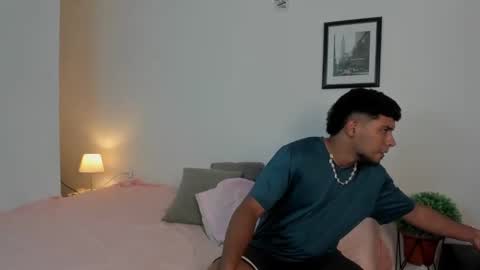 Smith and lucy online show from 09.11.25