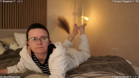 Lucid Dreaming online show from 10.22.25