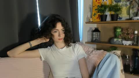 Snapshot of alvanalbach chatting on 10.07.25 alvanalbach online show from 10.07.25