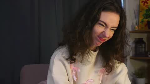 Snapshot of alvanalbach chatting on 10.09.25 alvanalbach online show from 10.09.25