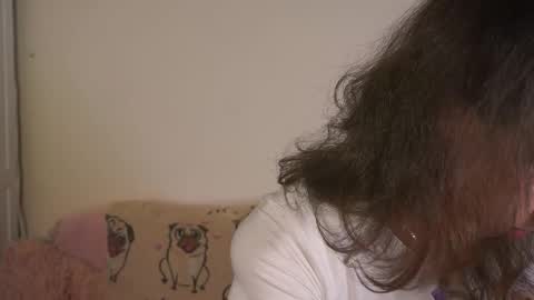 Snapshot of alvanalbach chatting on 10.21.25 alvanalbach online show from 10.21.25