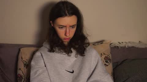 Snapshot of alvanalbach chatting on 11.06.25 alvanalbach online show from 11.06.25