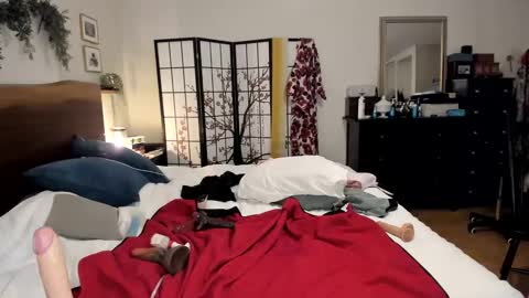 Snapshot of alwaysaffirming chatting on 12.31.24 AlwaysAffirming online show from 12.31.24