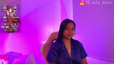 Snapshot of aly_nicols_ chatting on 10.21.25 Aly online show from 10.21.25