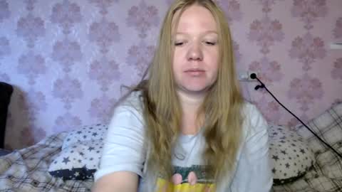 Snapshot of alya764770 chatting on 07.22.26 alya764770 online show from 07.22.26