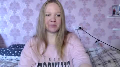 Snapshot of alya764770 chatting on 07.29.26 alya764770 online show from 07.29.26