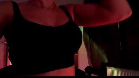 Missy online show from 12.23.25