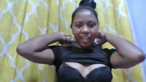 Snapshot of alydiah816442 chatting on 05.16.26 alydiah816442 online show from 05.16.26