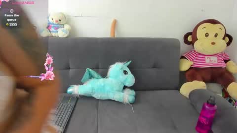 Snapshot of alysa_magic chatting on 01.24.25 alysa magic online show from 01.24.25