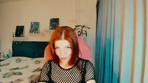 Snapshot of alysanight chatting on 04.30.26 Alysa online show from 04.30.26