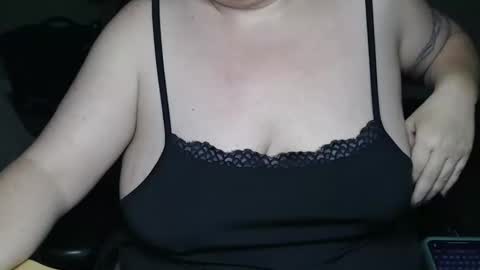 Snapshot of alyss_skye28 chatting on 10.14.25 Alyss Skye online show from 10.14.25