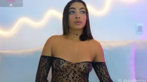 Snapshot of alyssa_bunnyx chatting on 04.20.26 . online show from 04.20.26