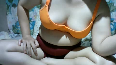 Snapshot of alyssa_hope chatting on 09.29.25 alyssa_hope online show from 09.29.25