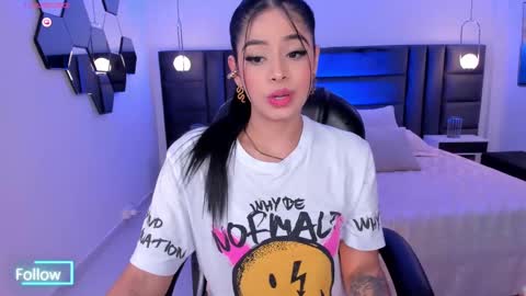 Snapshot of alyssadean_ chatting on 02.09.25 Aly online show from 02.09.25