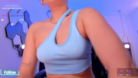 Snapshot of alyssadean_ chatting on 02.09.25 Aly online show from 02.09.25