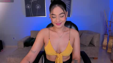 Snapshot of alyssadean_ chatting on 02.16.25 Aly online show from 02.16.25