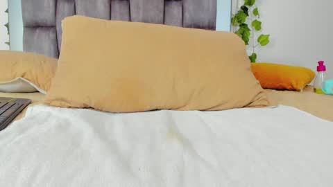 alyssia online show from 09.09.25