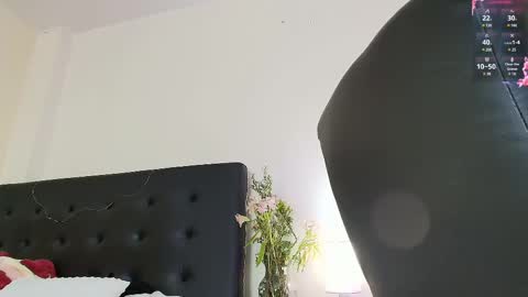 Isabella online show from 03.11.25