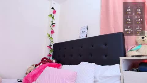 Isabella online show from 09.25.25