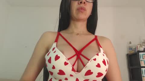 valentia online show from 01.09.25