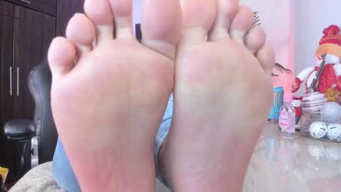 anny online show from 12.29.24
