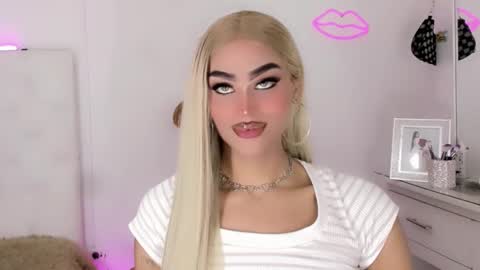 Snapshot of amal_baddel_ chatting on 02.05.26 amal_baddel_ online show from 02.05.26