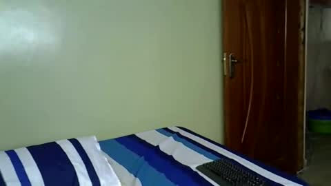 amala01 online show from 03.17.26