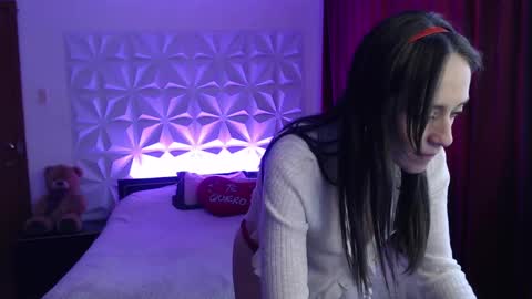 Snapshot of amalett chatting on 10.08.25 Amalett online show from 10.08.25