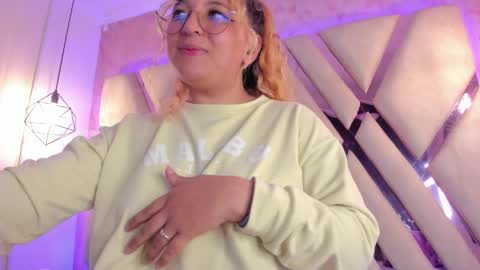 Amalia Im Back See you soon this January 7 at 10 pm Colombia time online show from 02.02.25