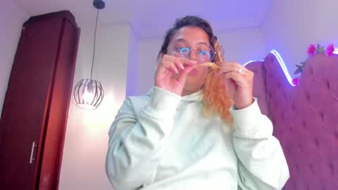 Amalia Im Back See you soon this January 7 at 10 pm Colombia time online show from 02.09.25