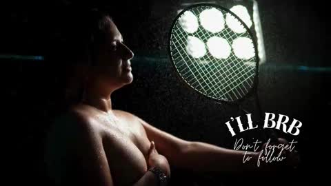 Amalia Im Back See you soon this January 7 at 10 pm Colombia time online show from 11.02.25