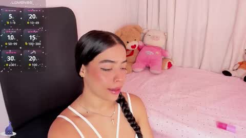 Amalia    real MIA  online show from 10.10.25