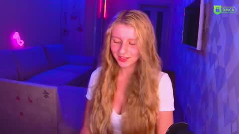 Snapshot of amaliaqueen999 chatting on 10.10.25 Amalia online show from 10.10.25