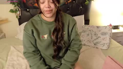         online show from 10.11.25